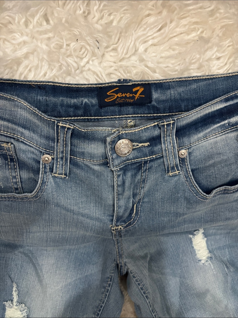 Seven7 Women's Light Blue Distressed Boyfriend Jeans